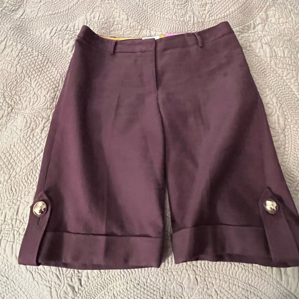 Milly Brown Cotton Shorts. Sz.4. Gold Buttons on Lower Tabs.